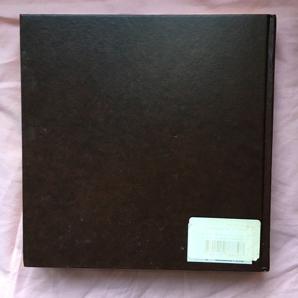 Best loved children’s stories treasury book - Picture 3 of 4